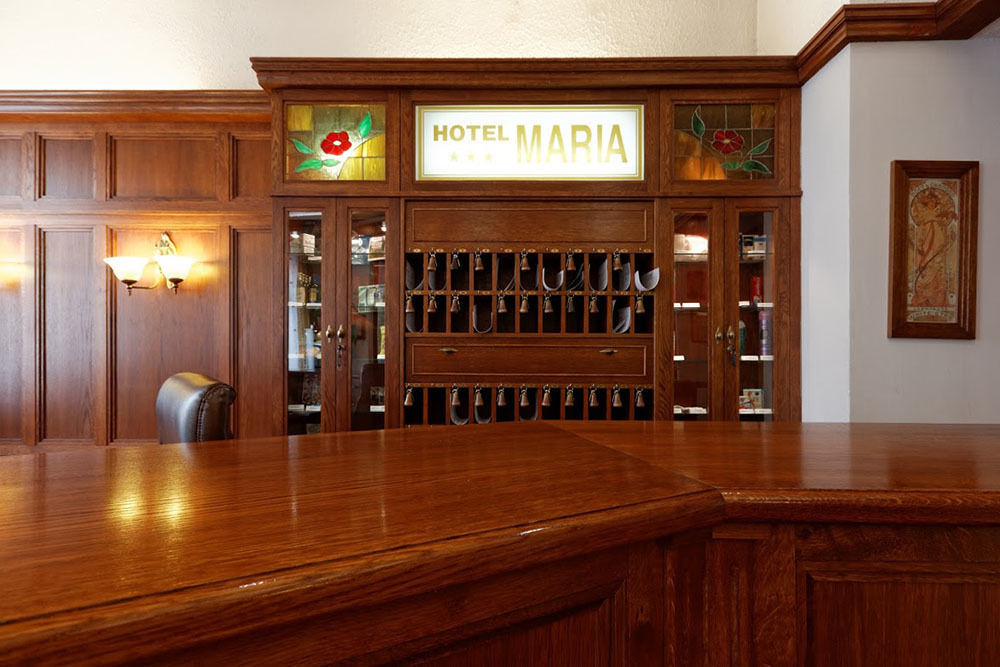 Hotel Maria اوسترافا المظهر الخارجي الصورة